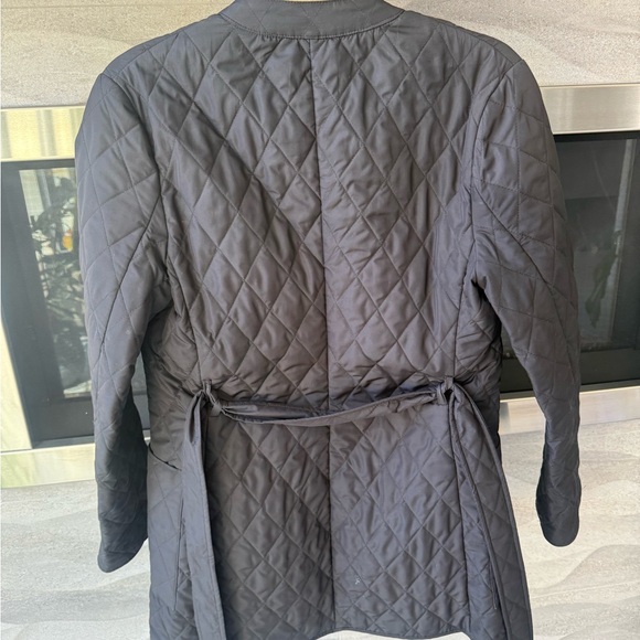 Burberry Black Quilted Jacket with Iconic Check Lining - Picture 2 of 3